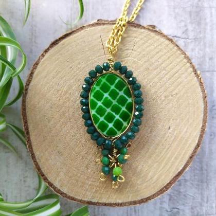 Green Long Chain Necklace, Green Shell And Gold..