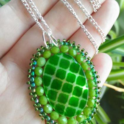 Green Long Chain Necklace, Green Shell And Silver..
