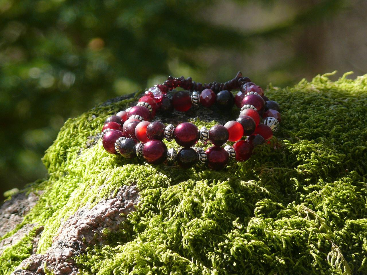 Set of 2 Garnet bracelets, Elastic dark red crystal gemstone bracelet, Stacking bracelets, January birthstone jewelry, Stretch bracelets