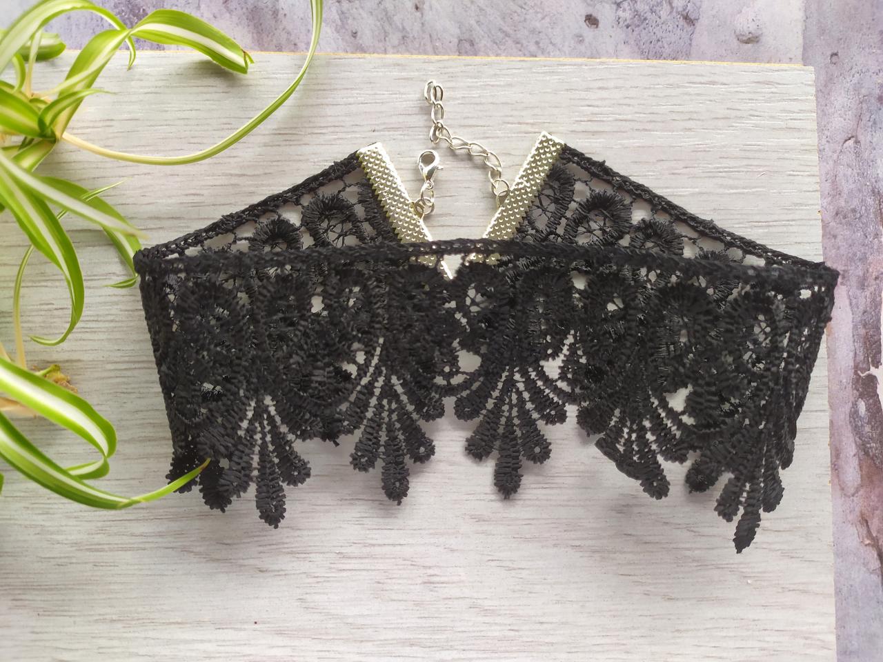 Wide Black Lace Choker, Wide Gothic Choker Necklace, Choker With Chain And Rose,delicate Black Choker With Lace,alternative Fashion Necklace