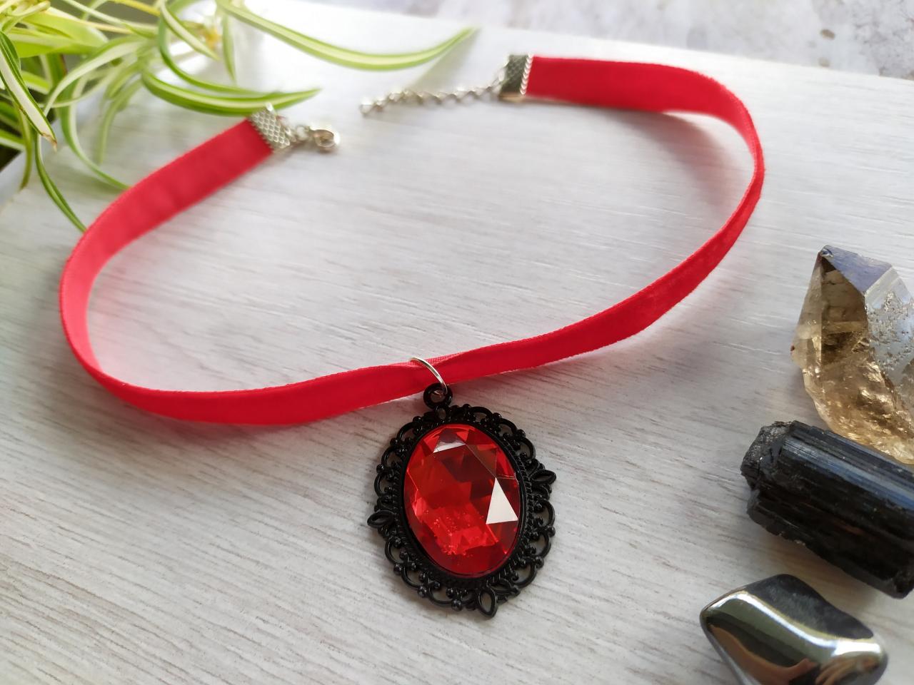 Red Black Velvet Choker, Metal Rock Punk Necklace, Choker With Gothic Style Pendant, Red Necklace With Faux Gem,alternative Fashion Necklace