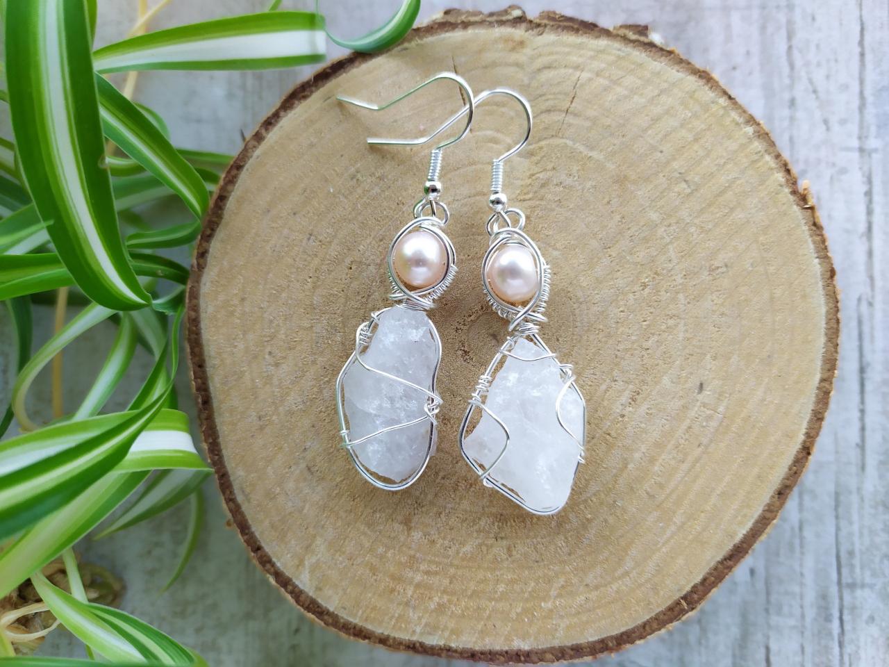 Wire Wrapped Snow Quartz And Pearl Earrings, Pearl & Stone Collection, White Bridal Earrings, Crystal Quartz Freshwater Pearl Boho