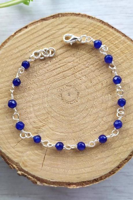 Blue Agate bead chain bracelet, Royal Blue boho gemstone bracelet, Dark blue natural stone bracelet,Gypsy delicate bohemian jewelry bracelet