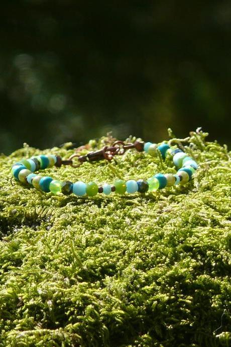 Green blue teal bracelet, Green and copper dainty bracelet, Elegant beaded bracelet, Bohemian fresh spring bracelet, Mermaid vibe bracelet